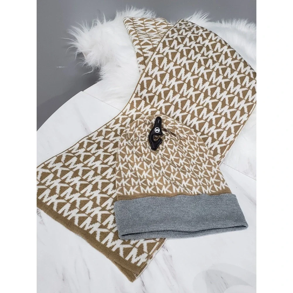 NWOT Michael Kors Scarf & Hat MK Monogram Reversible Tan Beige White Knit Logo